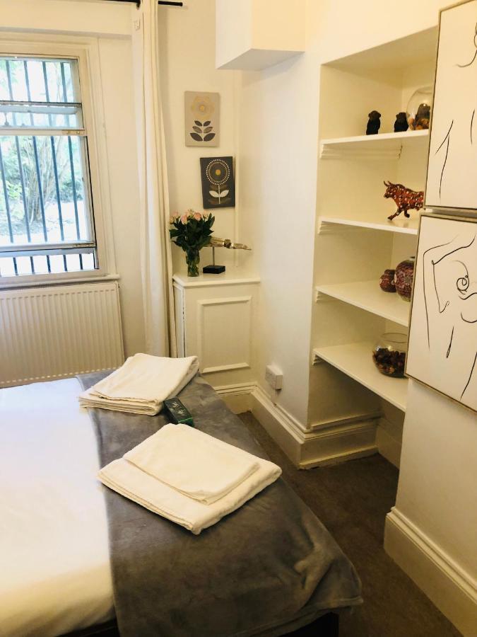 2 Bedroom Apartment Close To Camden Town London Bagian luar foto